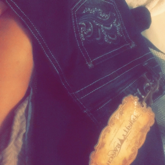 Jeans - Picture 2 of 7